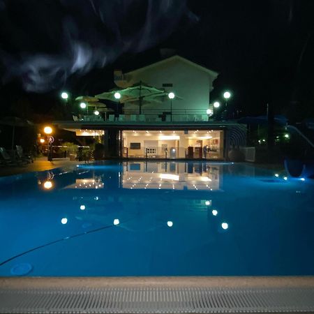 Hotel Minerva Gatteo a Mare Bagian luar foto